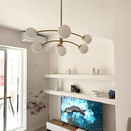 2 Bedroom In Bllok Agimi Art Center Apartment