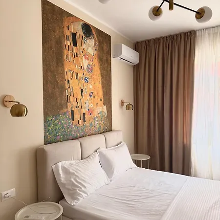 Apartment 2 Bedroom In Bllok Agimi Art Center Tirana