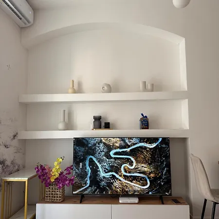 2 Bedroom In Bllok Agimi Art Center Apartment Tirana