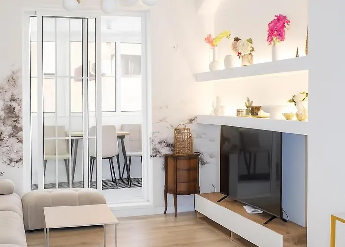 2 Bedroom In Bllok Agimi Art Center Apartmán