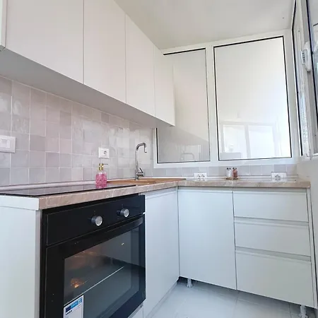 Appartement 2 Bedroom In Bllok Agimi Art Center