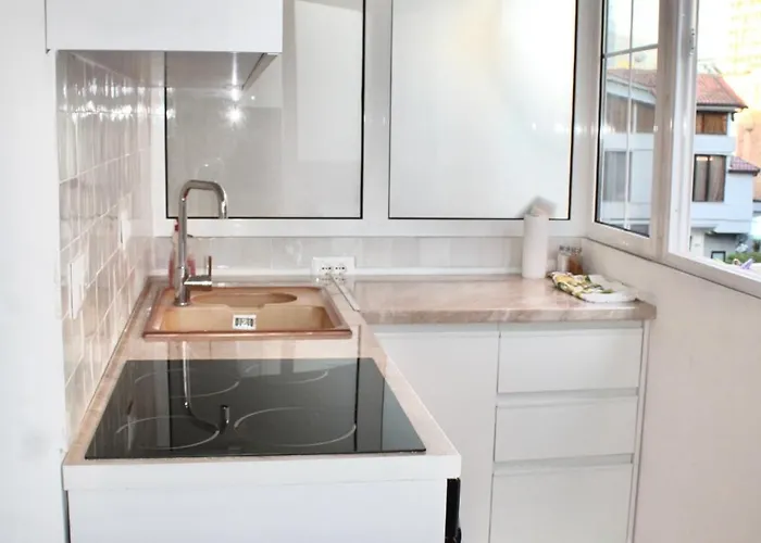 Appartement 2 Bedroom In Bllok Agimi Art Center *